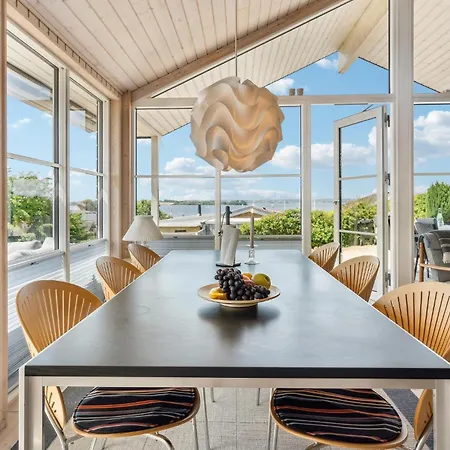 Beautiful In With Kitchen بيت للعطل Broager