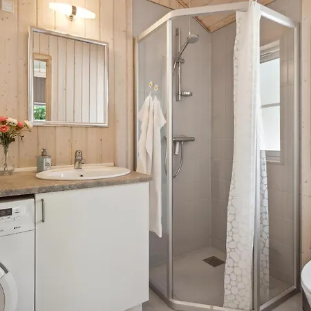 بيت للعطل Beautiful In With Kitchen Broager